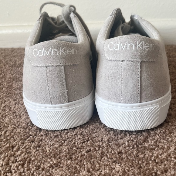 Calvin Klein Light Grey Suede Sneaker - Size 13 - Picture 3 of 6